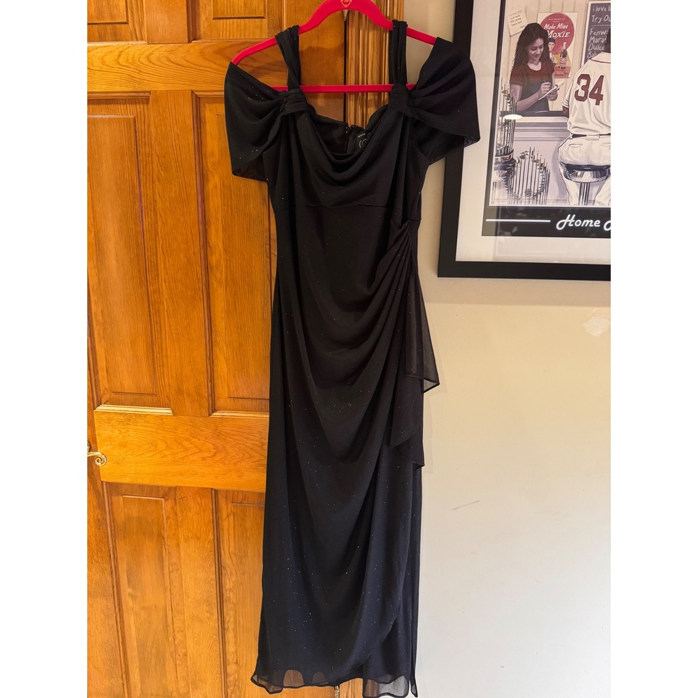 Alex Evenings Petite Black Glitter Cold Shoulder Gown Dress 8P Formal Wedding - Picture 2 of 9